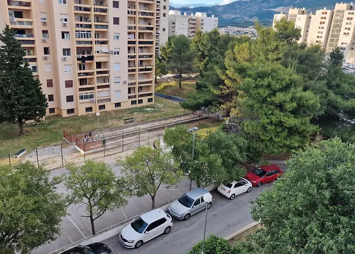 Cukusic 아파트